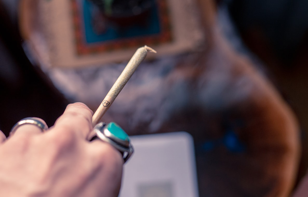 How To Roll the Perfect Cocktail Joint